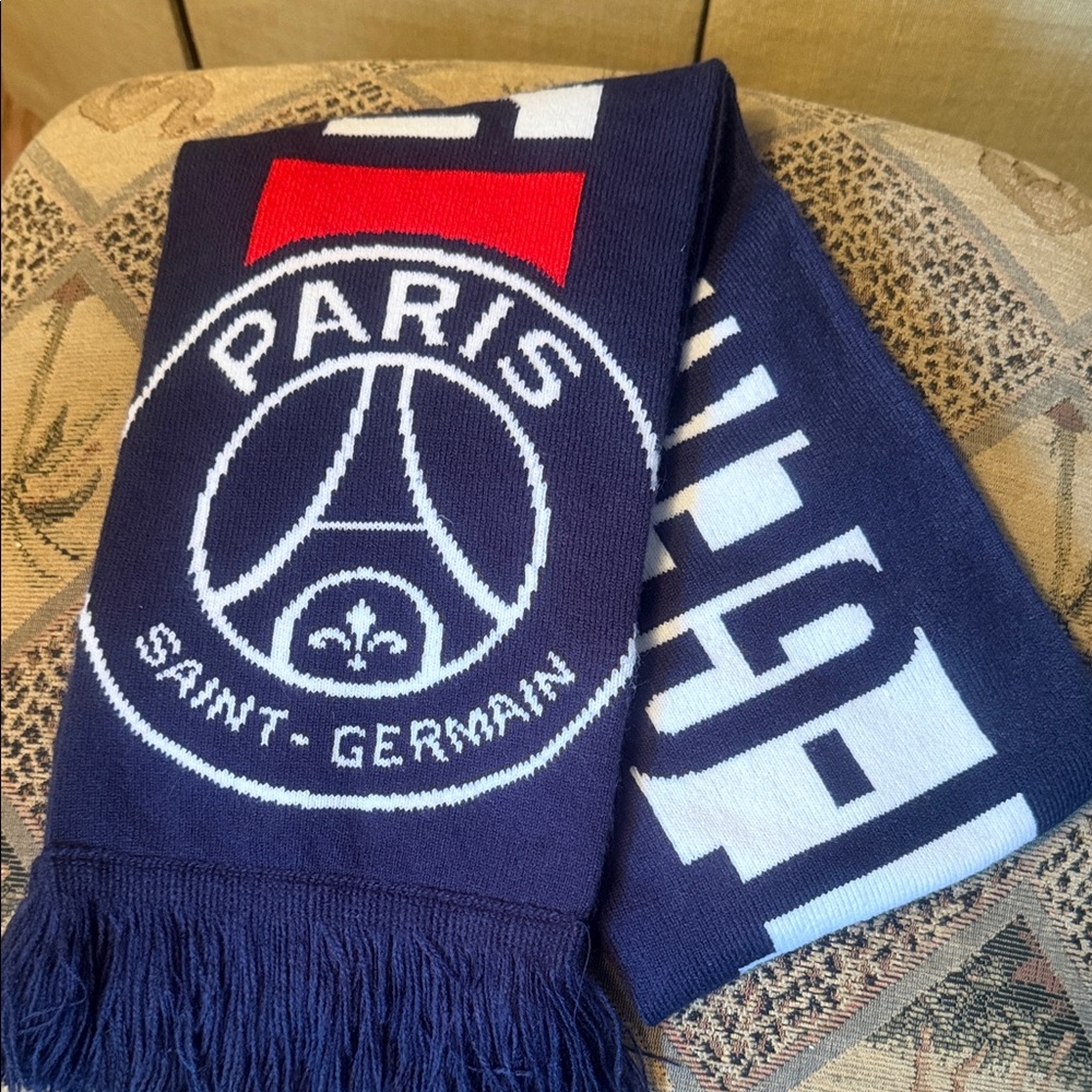 Paris Saint Germain Scarf